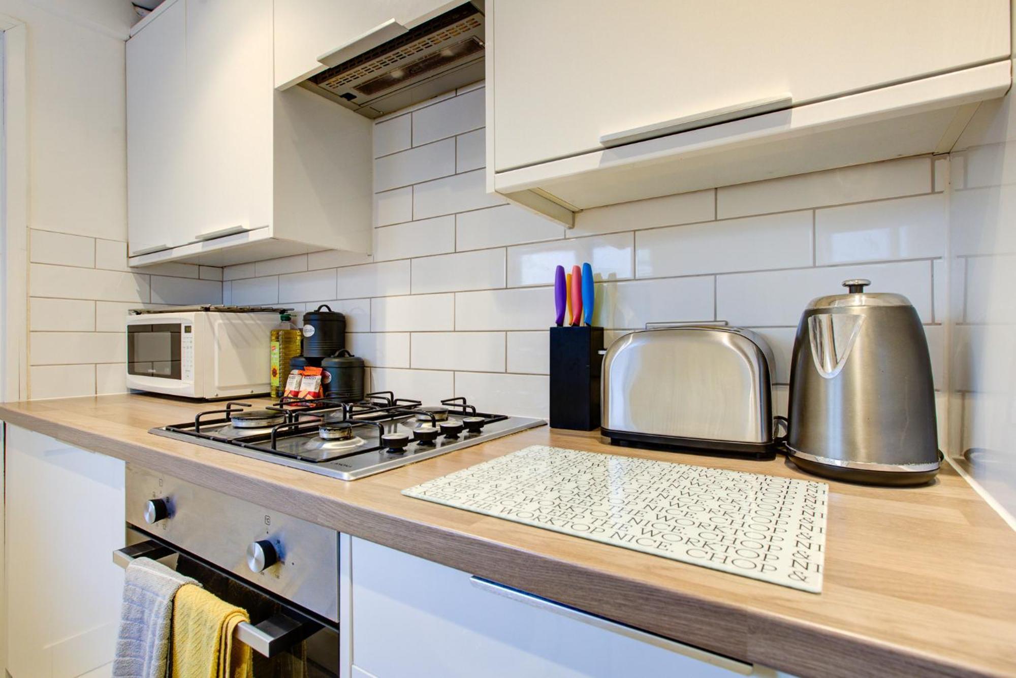 'Number 11' Central Colchester - Super Convenient 2 X Double Bed 1 X Single Bed Cottage Plus Office & Garden, 8 Min Walk Nth Station & Town Ctr, 2 Min Walk Local Shops & Restaurants Экстерьер фото