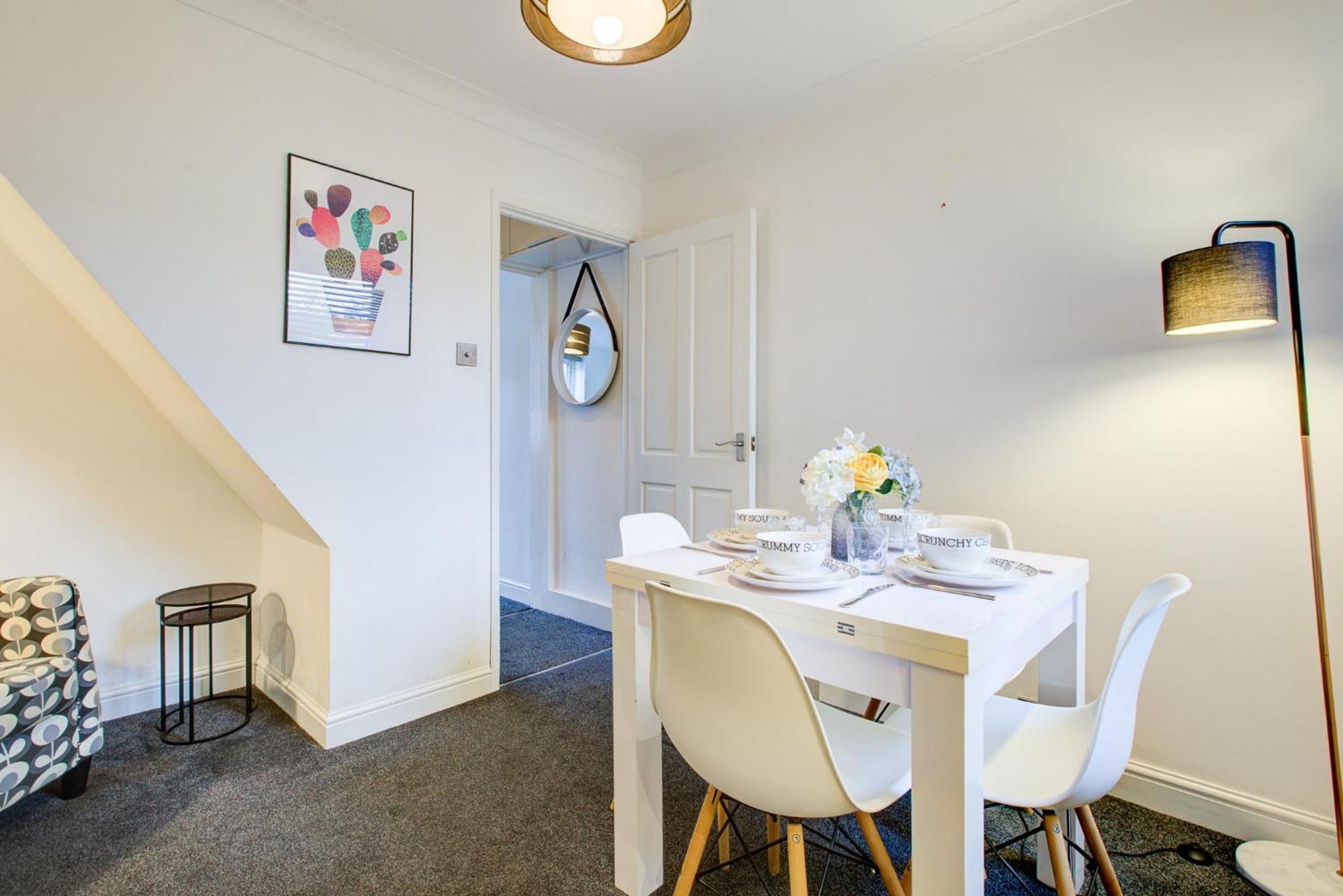 'Number 11' Central Colchester - Super Convenient 2 X Double Bed 1 X Single Bed Cottage Plus Office & Garden, 8 Min Walk Nth Station & Town Ctr, 2 Min Walk Local Shops & Restaurants Экстерьер фото